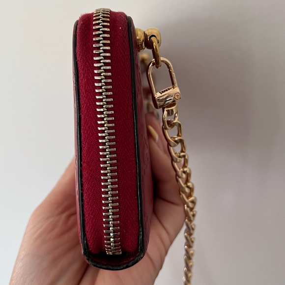 GUCCI WOC Red Long Wallet on Chain - Picture 6 of 15